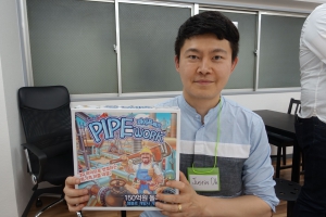 Juston Oh: Foto Jon Eye of Night